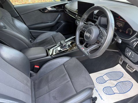 Audi A4 2.0 A4 Black Edition 35 TDI MHEV Semi-Auto 5dr 7