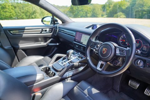 Porsche Cayenne COUPE TURBO 9