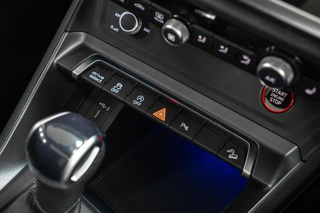 Audi RS Q3 2.5 TFSI Audi Sport Edition SUV 5dr Petrol S Tronic quattro Euro 6 (s/s) (4 16