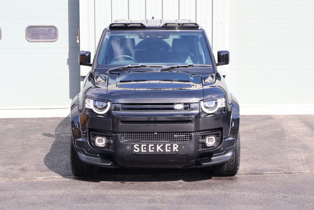 Land Rover Defender 110 D300 HARD TOP X-DYNAMIC HSE MHEV URBAN WIDE TRACK EDTION REAR SEATS FITTED 3