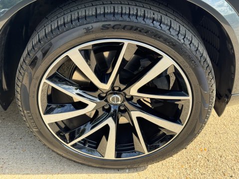 Volvo XC90 2.0h T8 Twin Engine 11.6kWh Inscription Pro Auto 4WD Euro 6 (s/s) 5dr 79