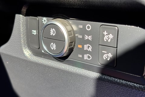 Ford Ranger 3.0 T Raptor Ecoboost - Electric Roller Shutter 32