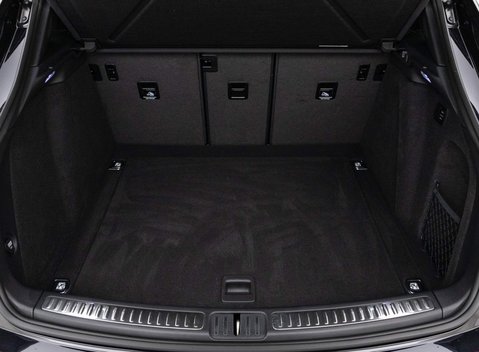 Porsche Macan TURBO PDK 27