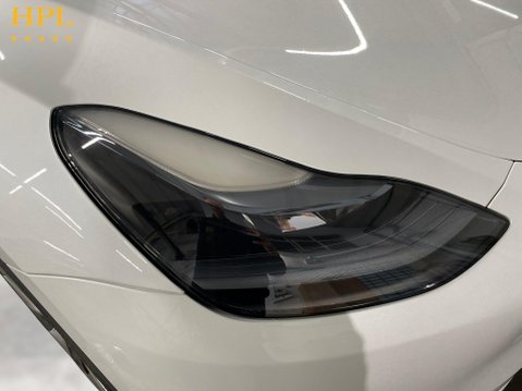 Tesla Model Y (Dual Motor) Long Range SUV 5dr Electric Auto 4WDE (384 bhp) 9