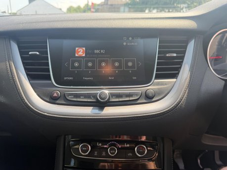 Vauxhall Grandland X SPORT NAV S/S 14