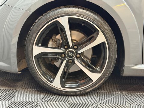 Audi TT 1.8 TFSI Black Edition Euro 6 (s/s) 3dr 26