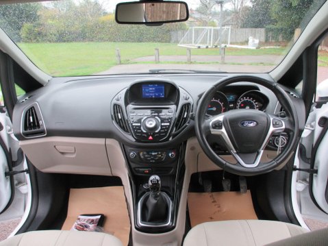 Ford B-Max 1.0T EcoBoost Titanium Navigator Euro 6 5dr 10