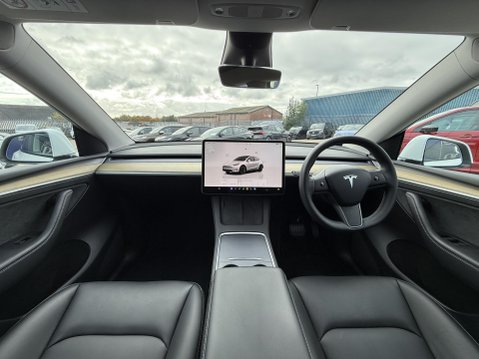 Tesla Model Y SUV 5dr Electric Auto RWD (346 ps) 27