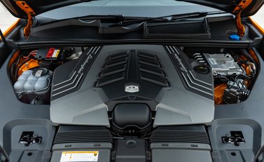 Lamborghini Urus Performante 51