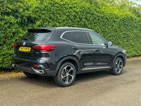 MG HS 1.5 T-GDI Trophy SUV 5dr Petrol DCT Euro 6 (s/s) (162 ps) 4