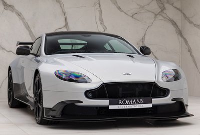 Aston Martin Vantage GT8 
