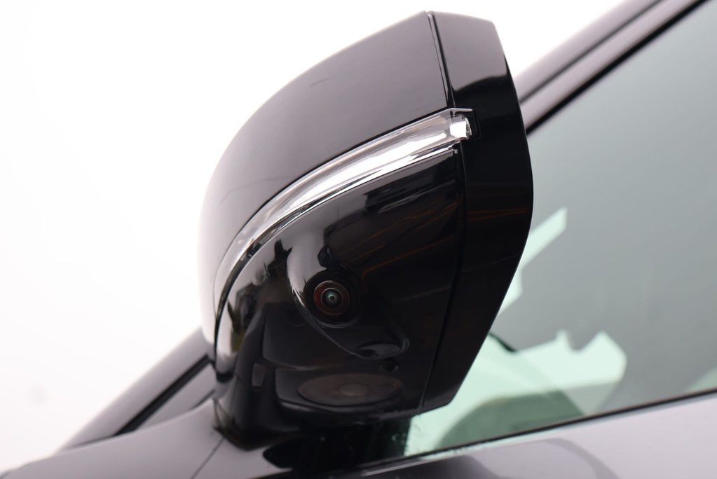 Land Rover Discovery DEMO MODEL COMMERCIAL DYNAMIC HSE WITH GENUINE REAR SEATS STYLED BY SEEKER  12