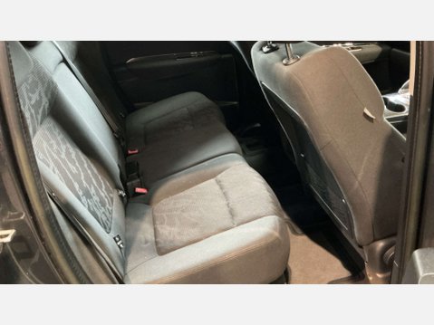 Peugeot 3008 1.6 e-HDi Active SUV 5dr Diesel EGC Euro 5 (s/s) (115 ps) 9