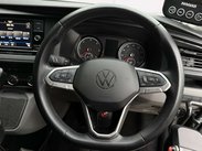 Volkswagen Transporter 2.0 Transporter SE TDI Semi-Auto 5dr 9