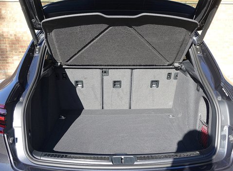 Porsche Macan GTS 17