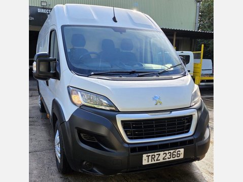Peugeot Boxer 2.2 BlueHDi 435 Professional Panel Van 5dr Diesel Manual L4 H2 Euro 6 (s/s) 4