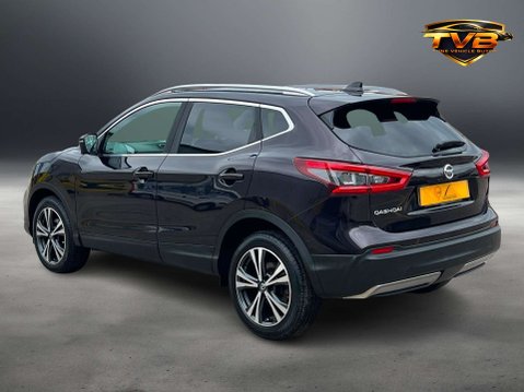 Nissan Qashqai 1.2 Qashqai N-Connecta DiG-T CVT 5dr - NATIONAL DELIVERY* 22