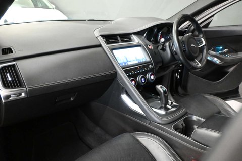 Jaguar E-Pace 2.0 E-Pace R-Dynamic S AWD Auto 4WD 5dr 7