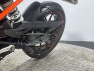 KTM Duke 2017 19K SPARES OR REPAIR PROJECT NAKED SUPERMOTO BIKE 125CC 9