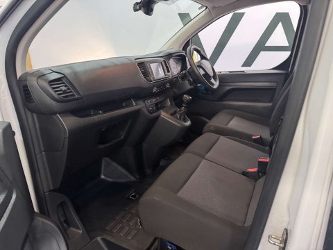 Peugeot Expert 1.5 Expert Asphalt Premium + L2 BlueHDi 17