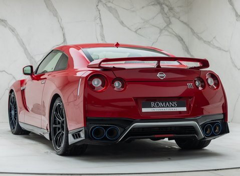 Nissan GT-R R35 TRACK EDITION 10