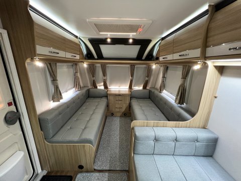 Coachman Vision 630 Plus 31