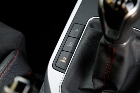 SEAT Arona ECOTSI FR SPORT 34