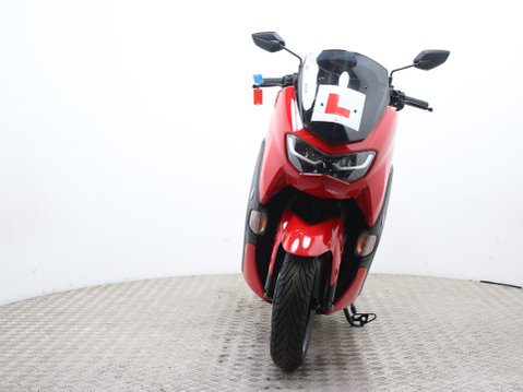 Yamaha Nmax 125 GPD125-A ABS 11