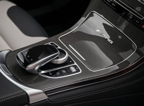 Mercedes-Benz GLC 63 4Matic 21