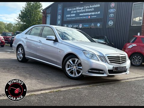 Mercedes-Benz E Class 2.1 E220 Executive SE CDi BlueEfficiency Auto 4dr 1