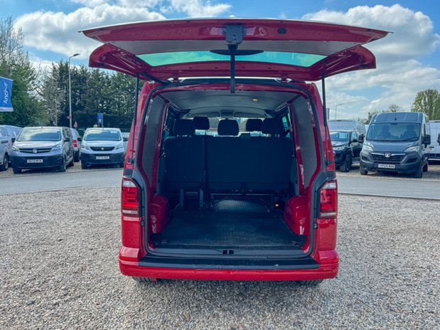 Volkswagen Transporter Crew Cab [SOLD SM] AUTO SWB T30 EDITION 2.0 150ps BMT L1H1 Kombi Air Con 9