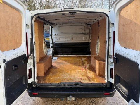 Renault Trafic 1.6 dCi ENERGY 27 Sport Nav Panel Van 5dr Diesel Manual SWB Standard Roof E 16