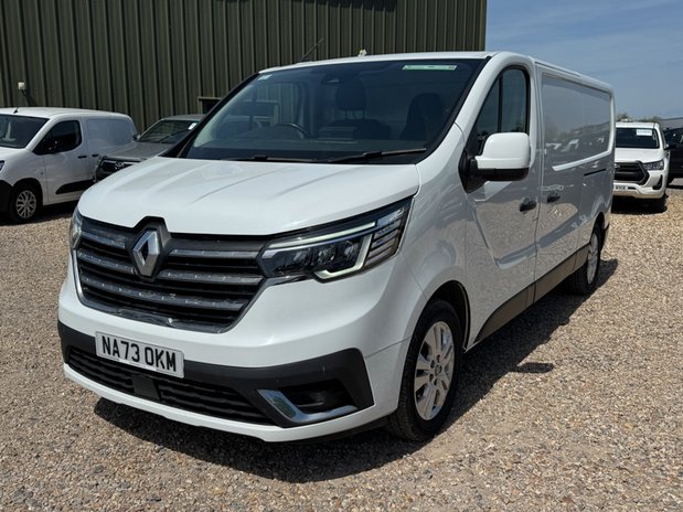 Renault Trafic LWB L2H1 Low Roof Sport LI30 Air Con Sensors EURO 6 2