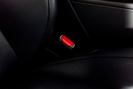 Land Rover Range Rover Sport SV EDITION ONE. FULL SATIN PPF. CARBON CERAMIC BRAKES. SLIDING PANO ROOF. 66