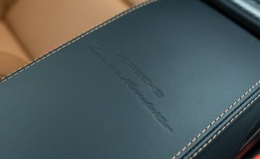 Porsche 911 GT3 Touring (992) 34