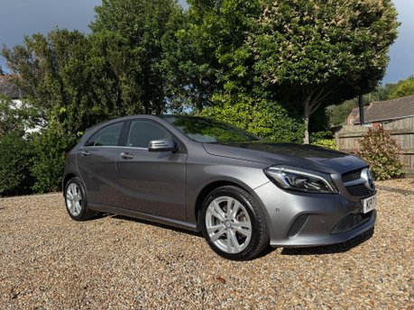 Mercedes-Benz A Class 2.1 A200d Sport (Premium Plus) 7G-DCT Euro 6 (s/s) 5dr 4