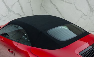 Porsche 911 Carrera GTS CABRIOLET (991.2) 35