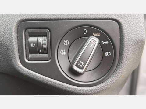 Volkswagen Golf 1.6 Golf SE BlueMotion Technology TDI Semi-Auto 5dr 24