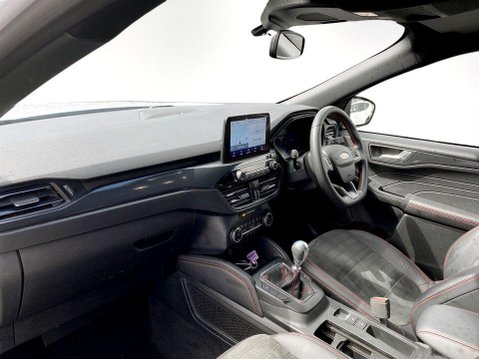 Ford Kuga 1.5T EcoBoost ST-Line Edition SUV 5dr Petrol Manual Euro 6 (s/s) (150 ps) O 15
