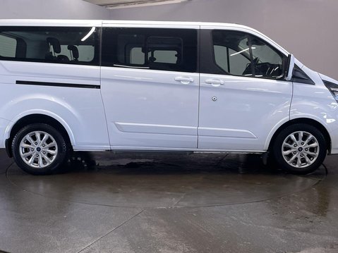 Ford Tourneo Custom 2.0 320 EcoBlue Titanium Minibus Double Cab 5dr Diesel Auto L2 Euro 6 (s/s) 9
