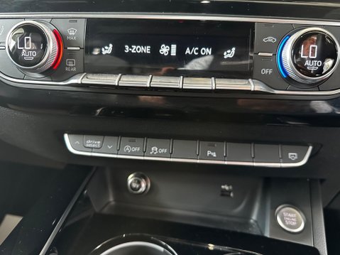Audi A4 2.0 TDI 35 Black Edition S Tronic Euro 6 (s/s) 5dr 39