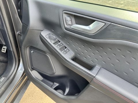 Ford Kuga ST-LINE X FIRST EDITION ECOBLUE 12