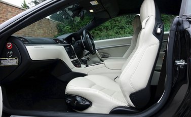 Maserati Grancabrio Sport 22