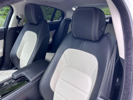 Jaguar XE 2.0i R-Sport Auto Euro 6 (s/s) 4dr 90