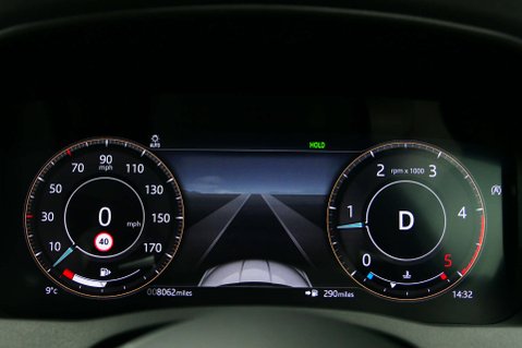 Jaguar XE 2.0 XE R-Dynamic SE D MHEV Auto 4dr 43