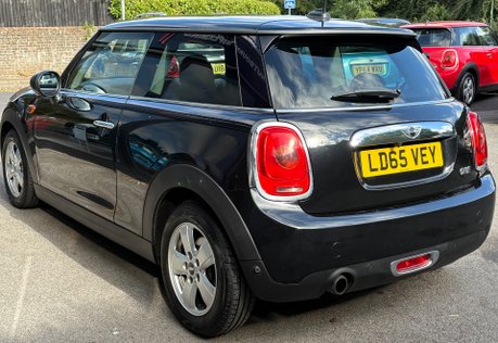 Mini Hatch One 1.2 Petrol Automatic Pepper Media XL 3 door - SAT NAV - HALF LEATHER 16