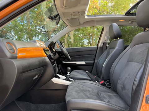 Suzuki Vitara 1.6 Vitara SZ5 DDiS Allgrip 4WD 5dr 32