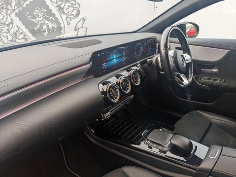 Mercedes-Benz A Class A 250 E AMG LINE EDITION PREMIUM 17