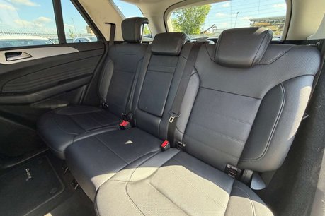 Mercedes-Benz GLE 2.1 GLE250d AMG Line SUV 5dr Diesel G-Tronic 4MATIC Euro 6 (s/s) (204 ps) 36