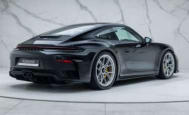 Porsche 911 GT3 (992.2) TOURING 3